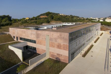 L'Ecole Nationale Supérieure Publique d'Ingénieurs à Toulon (83)