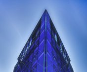 [MÉTAL DÉPLOYÉ - « une conception spectaculaire qui ne vieillit pas. » J Rincon International d’Architecture]