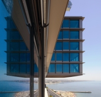 <FONT STYLE='font-size: 80%'>Photo: Reynaers aluminium - Estoril Sol Residence, Cascais, Portugal - Architecte: Gonçalo Byrne</FONT>