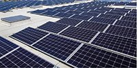 Panneaux solaires sur étanchéité Silver - Copyright : BMI Siplast/EPC Solaire